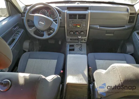 2010 Jeep Liberty Sport from USA, damaged, VIN 1J4PP2GK9AW136603